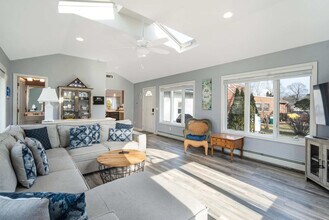 18 Maryland Blvd in Hampton Bays, NY - Building Photo - Building Photo