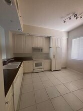 17 Harbour Isle Dr W in Fort Pierce, FL - Building Photo - Building Photo