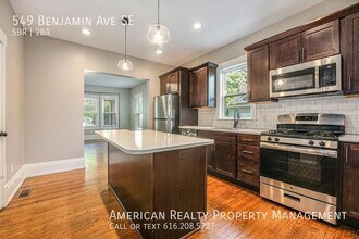 549 Benjamin Ave SE in Grand Rapids, MI - Building Photo - Building Photo