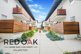1346 N Fuller Ave, Unit 8 in Los Angeles, CA - Building Photo - Building Photo