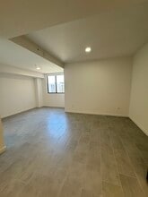 70 NW 28th St, Unit B1 in Miami, FL - Building Photo - Building Photo