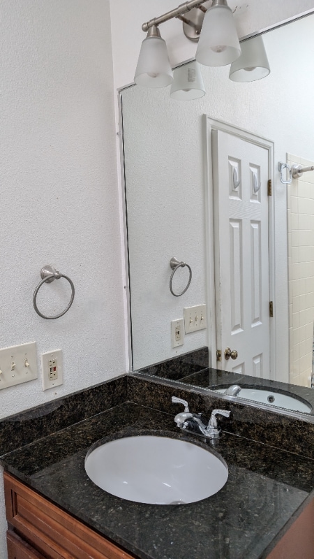 property at 4109 S Evanston Cir