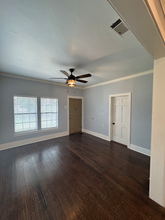 5639 Santa Fe Ave in Dallas, TX - Building Photo - Building Photo