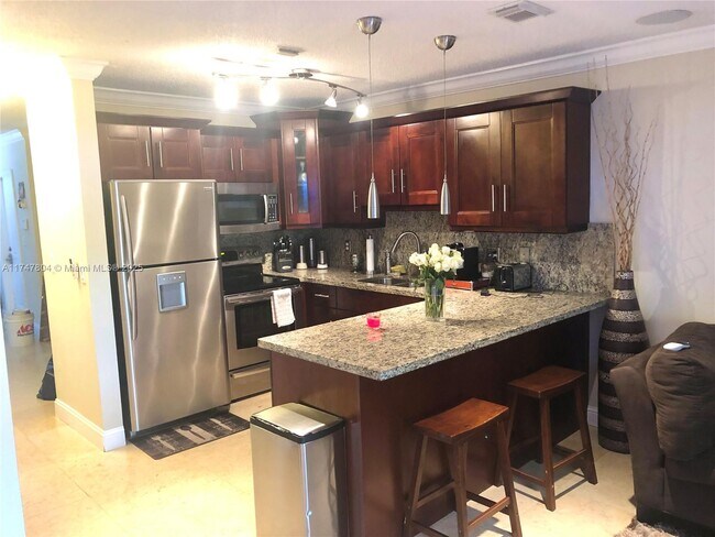 6271 SW 139th Ave in Miami, FL - Building Photo - Building Photo