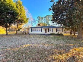 117 Trexler Ave in Mount Holly, NC - Building Photo
