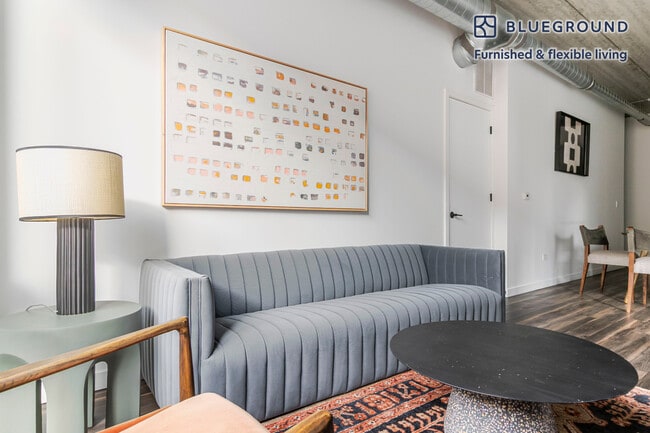 61 W Erie St, Unit FL2-ID1398 in Chicago, IL - Building Photo - Building Photo