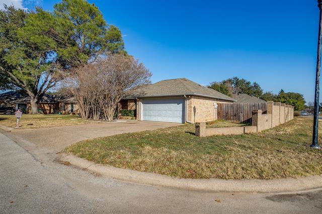 7017 Baseline Ln in Fort Worth, TX - Building Photo - Building Photo