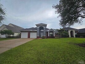 3144 Strathauer Rd in Milton, FL - Building Photo