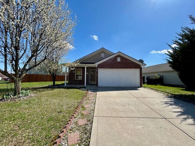 5345 Dollar Run Dr in Indianapolis, IN - Building Photo - Building Photo