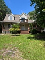 147 Victor Meekins Dr in Manteo, NC - Building Photo