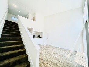 3518 Dunn Dr-Unit -203 in Los Angeles, CA - Building Photo - Building Photo