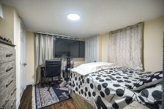 14 Moray Pl in Toronto, ON - Building Photo - Building Photo