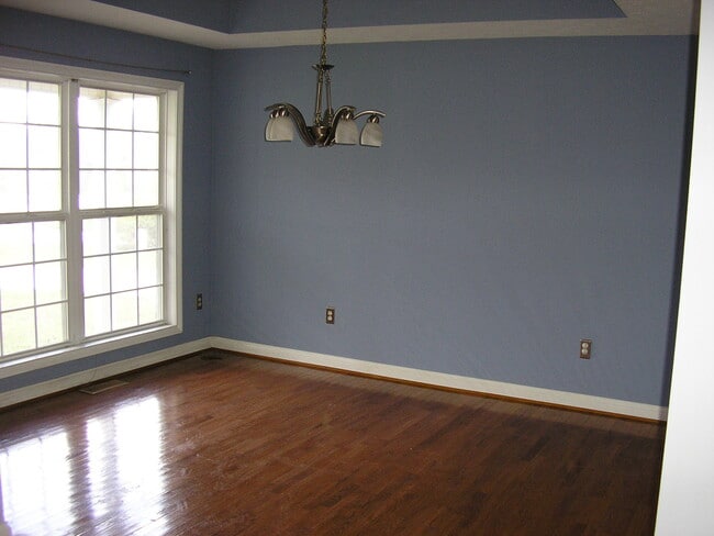 148 Winding Creek Rd in Smiths Grove, KY - Building Photo - Building Photo