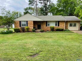 612 Drummond Rd SW in Huntsville, AL - Building Photo