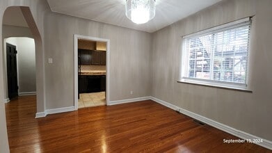 6251 Nottingham Ave, Unit 1E in St. Louis, MO - Foto de edificio - Building Photo