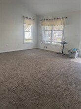 84 Brownstone Ln in Rochester, NY - Building Photo - Building Photo