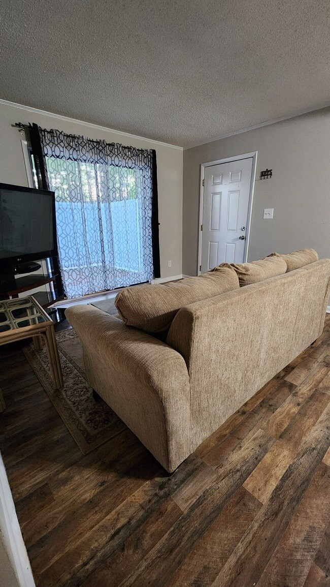 property at 950 Forestbrook Rd