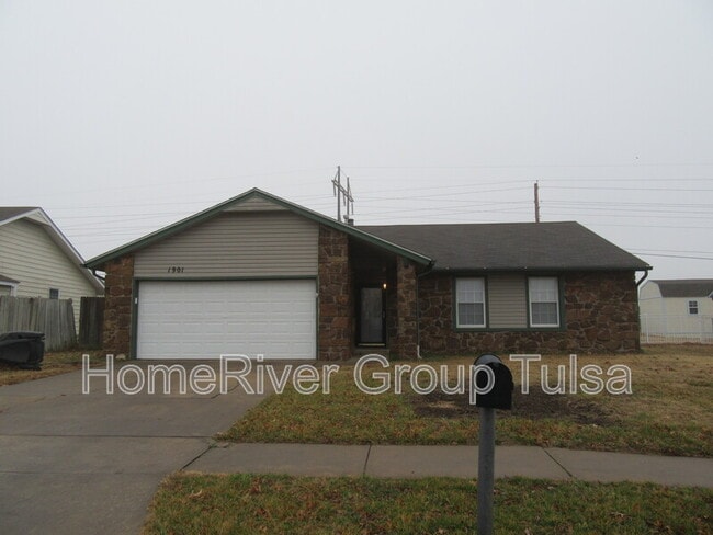 property at 1901 E Reno St