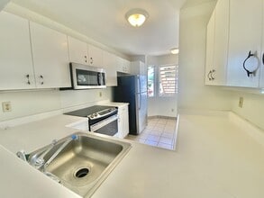 1120 Eha St in Wailuku, HI - Building Photo - Building Photo