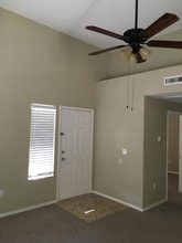 17017 N 12th St-Unit -2057 in Phoenix, AZ - Building Photo - Building Photo