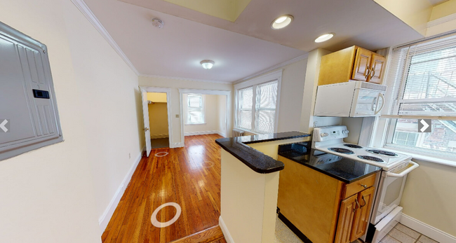 65 Park Dr, Unit 18 in Boston, MA - Building Photo - Building Photo