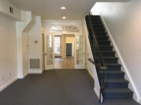 702 N 2nd St, Unit #A in Philadelphia, PA - Building Photo