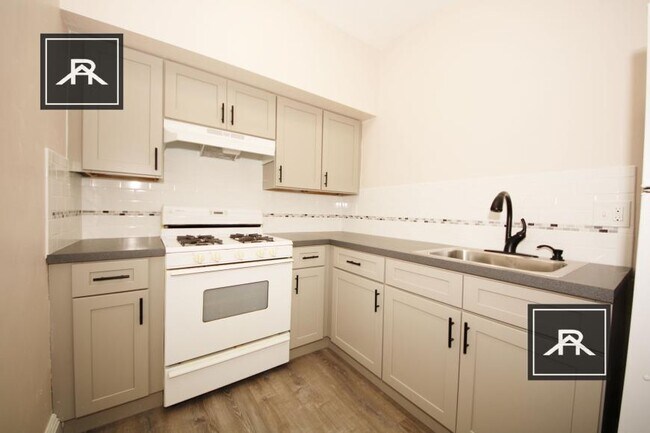 property at 6 Chiswick Rd