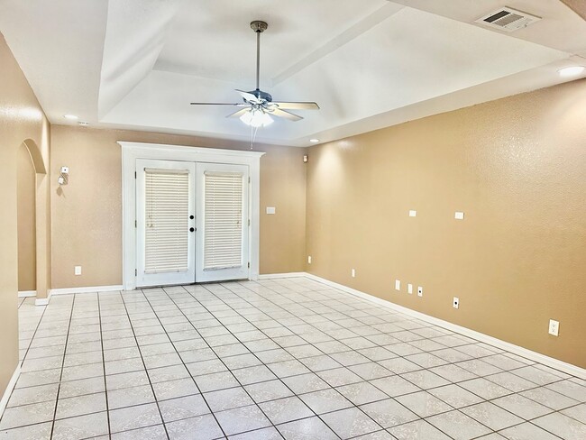 822 Daffodil Dr in Los Fresnos, TX - Building Photo - Building Photo