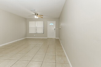 2031 Kenwood Rd in West Palm Beach, FL - Building Photo - Building Photo