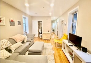 96 Prince St, Unit 5-3 in Boston, MA - Building Photo