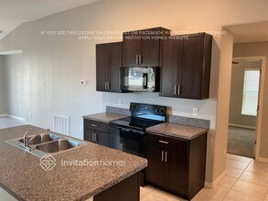 7206 Jenkins Vista Ct in Sun City Center, FL - Building Photo - Building Photo