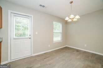 515 Abercorn Ct in College Park, GA - Building Photo - Building Photo