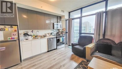 60 Frederick St in Kitchener, ON - Building Photo - Building Photo