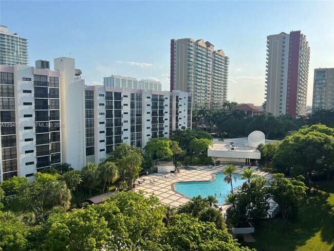 property at 17011 N Bay Rd