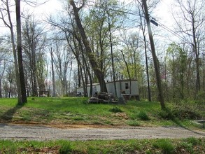 4529 Vinegar Valley Rd in Friendsville, TN - Building Photo - Building Photo