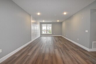 4201 Bergen Turnpike in North Bergen, NJ - Building Photo - Building Photo