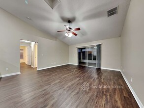 1313 Windy Bluff Dr-Unit -1406 in Minneola, FL - Foto de edificio - Building Photo