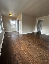 3178 S 35th St in Milwaukee, WI - Building Photo