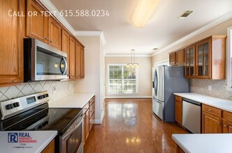 1210 Olympia Pl in Franklin, TN - Building Photo - Building Photo