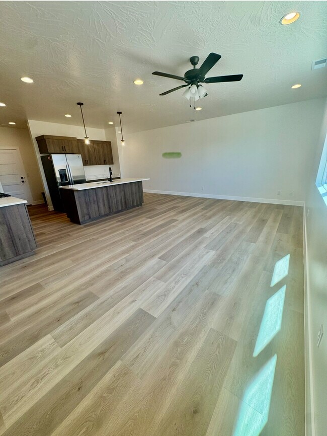 4208 S Crimson Cir in Saint George, UT - Building Photo - Building Photo