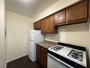 665 W Wrightwood Ave in Chicago, IL - Building Photo - Building Photo