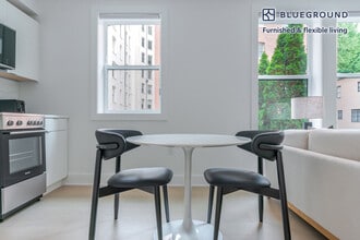 2116 Kalorama Rd NW in Washington, DC - Building Photo - Building Photo