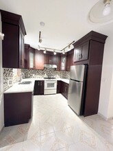 2137 Gerritsen Ave in Brooklyn, NY - Building Photo - Building Photo