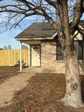 4616 Nervin St in The Colony, TX - Building Photo