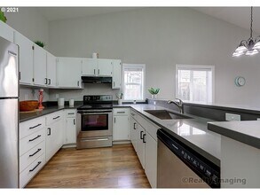 476 SW 150th Ave, Unit 476 in Beaverton, OR - Building Photo - Building Photo