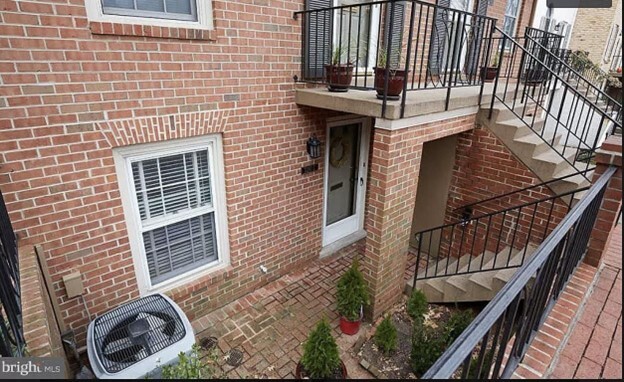 3281 Sutton Pl NW in Washington, DC - Building Photo - Building Photo