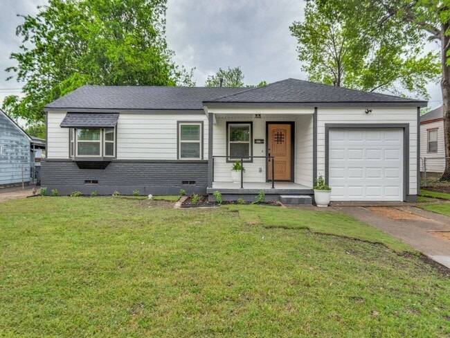 3160 Bannon Dr in Dallas, TX - Building Photo - Building Photo