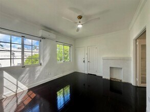 1619 Meridian Ave in Miami Beach, FL - Building Photo - Building Photo
