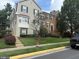 2006 Gallows Tree Ln in Vienna, VA - Building Photo