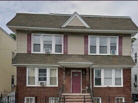 129 Carolina Ave in Newark, NJ - Building Photo